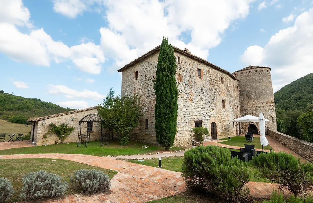 Castello Valenzino-1